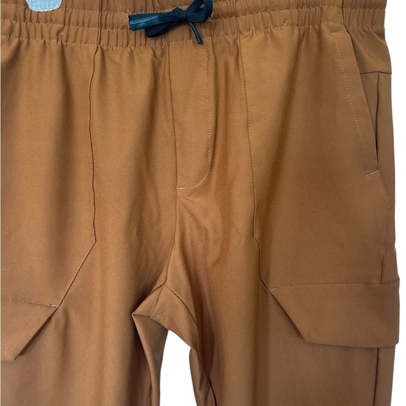 FLX Pants Mens Dark Orange Cargo Jogger Performance Drawstring Athleisure - Picture 2 of 5
